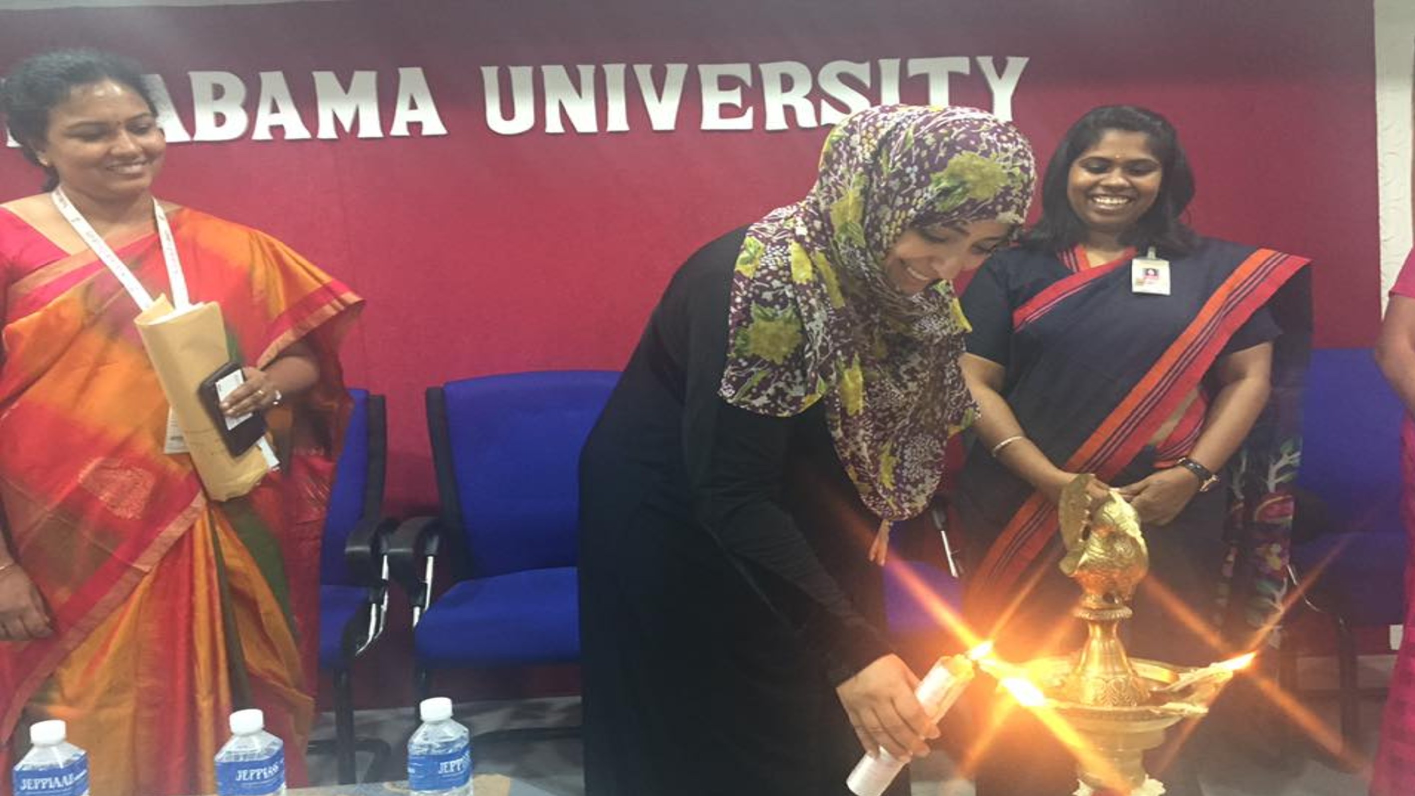 Tawakkol Karman lectures at an Indian university on the empowerment of women
